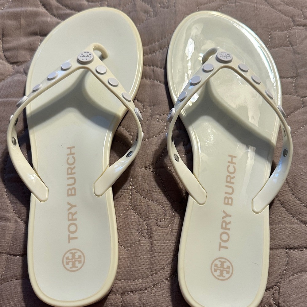 Tory Burch Ivory Flip Flops
